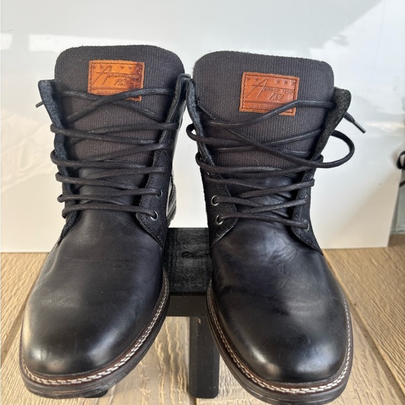 Bull Boxer Men’s Black Leather Boots with Signature Swoosh - Picture 1 of 16